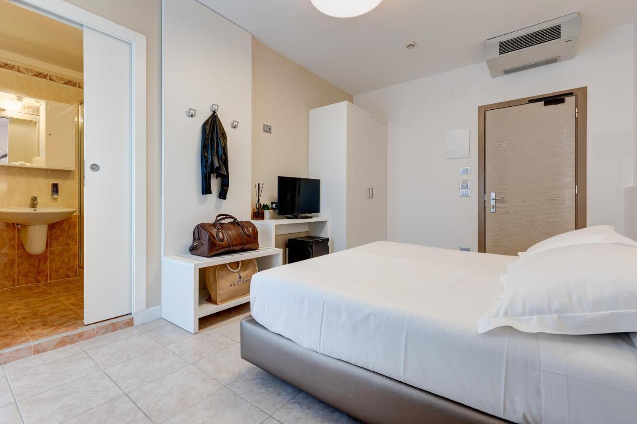 Hotel Nettuno Lido di Jesolo Luaran gambar
