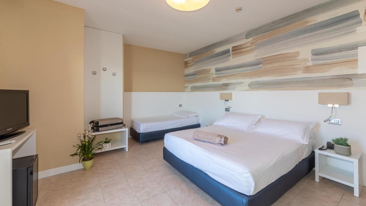Hotel Nettuno Lido di Jesolo Luaran gambar